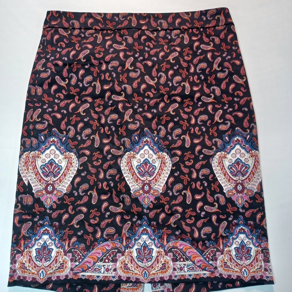 J. Crew Dresses & Skirts - J. Crew Black and Red Paisley Pencil Skirt